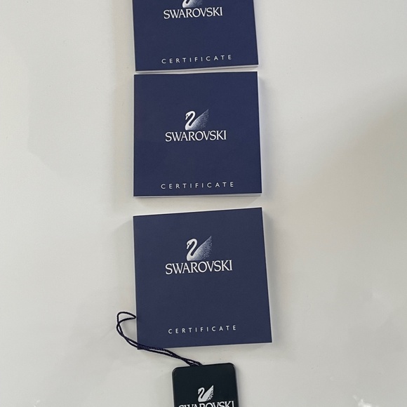 Swarovski Crystal Necklace, Bracelet and Earring Set - Picture 4 of 4